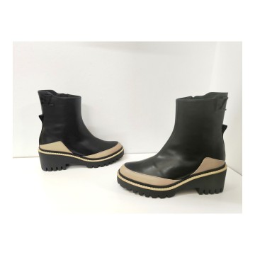 Botín Ezzio 55030 piel negro y taupe | Cuña 5 cm