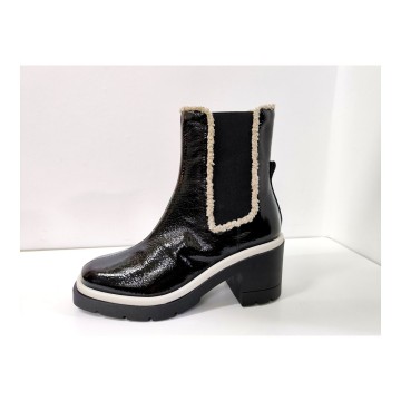 Botín Ezzio 55067 charol negro tacón 7 cm | Mujer