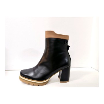 Botín Ezzio 55011 piel negro tacón 7 cm | Josefina Cerrato