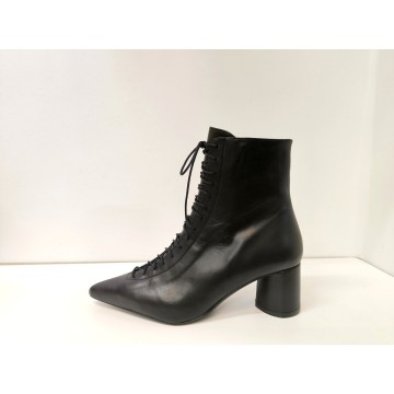 Botín Dansi 8101 Negro de Piel | Tacón 6 cm
