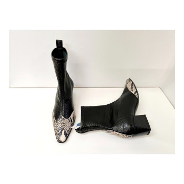 Pedro Miralles 29528 | Botín Negro Animal Print