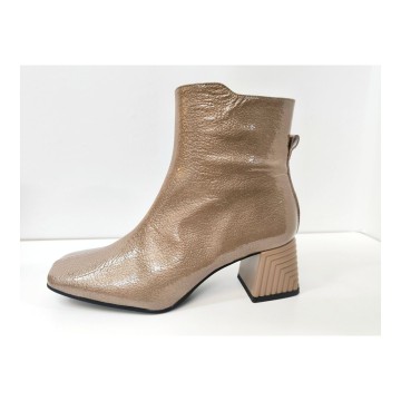 Dibia 55652 Botín Charol Taupe Tacón 6 cm