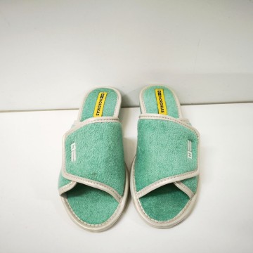 Nordikas 1711 Menta | Zapatilla Mujer Velcro 5 cm