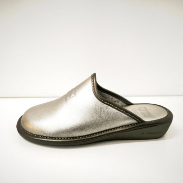 Nordikas 7399 Platino Mujer | Zapatilla Piel Metalizada