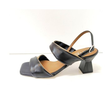 Dibia 56296 sandalia negra y metalizada | Tacón cómodo 6 cm